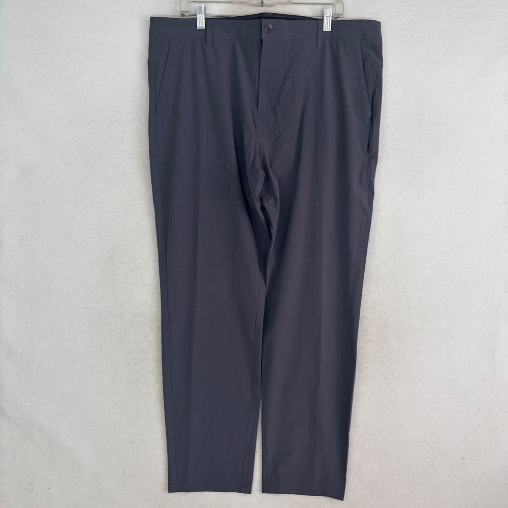 Vuori Aim Pant Mens 38 Charcoal Grey Stretch Chino Athletic Slim Tech Trousers